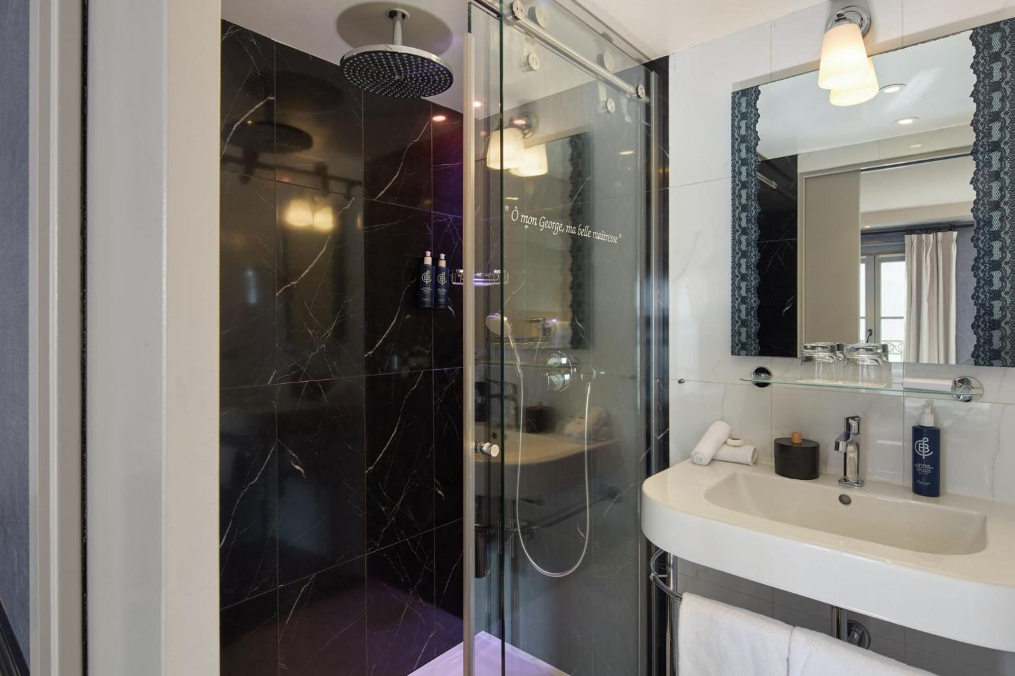 Les Plumes Hotel Paris Ngoại thất bức ảnh